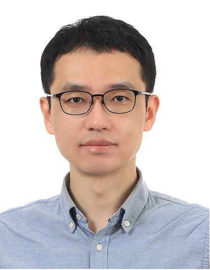 강재훈 사진